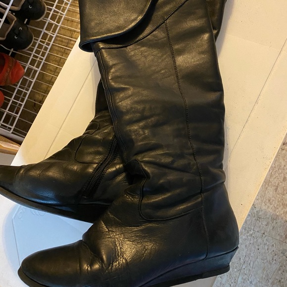 VERY WELL LOVED BOOTS - VERY LOW PRICES - Picture 4 of 16